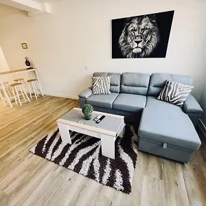 https://apto-1-leones-con-wifi-y-netflix.besthotelstoledo.com